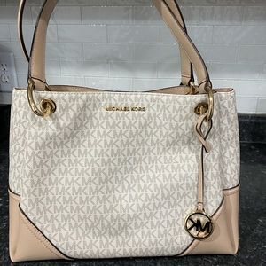 Michale Kors Nicole Purse
